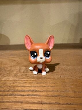 Littlest Pet Shop Brown & White Chibi Dog Figure